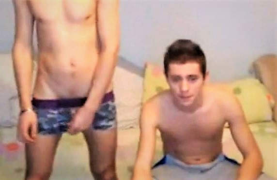 2 Gay Romanian Boy